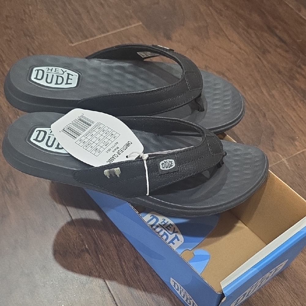 Hey Dude Christi Flip Classic Sandals - Picture 5 of 8